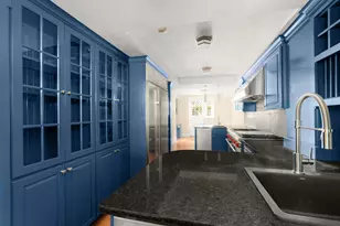 217 E 61st St, New York City, NY 10065 - Photo 8