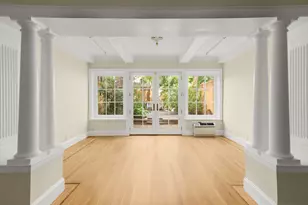 217 E 61st St, New York City, NY 10065 - Photo 12
