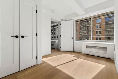 225 E 46th Street #10DE, New York, NY 10017 - Photo 10
