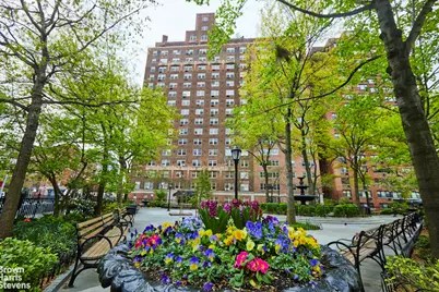 2 Horatio Street #16L, New York, NY 10014 - Photo 8