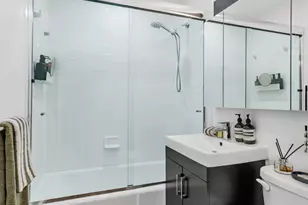 310 E 46th St, New York City, NY 10017 - Photo 6