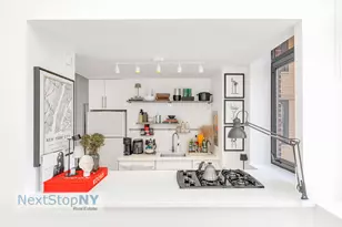 310 E 46th St, New York City, NY 10017 - Photo 4