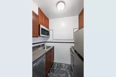 579 W 215th Street #7C, New York, NY 10034 - Photo 6