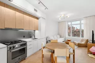 29-18 41st Ave, New York City, NY 11101 - Photo 2