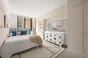255 E 49th St, New York City, NY 10022 - Photo 8