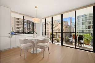 255 E 49th St, New York City, NY 10022 - Photo 2