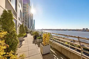 120 Riverside Blvd, New York City, NY 10069 - Photo 18