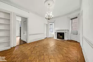 42 W 9th St, New York, NY 10011 - Photo 8