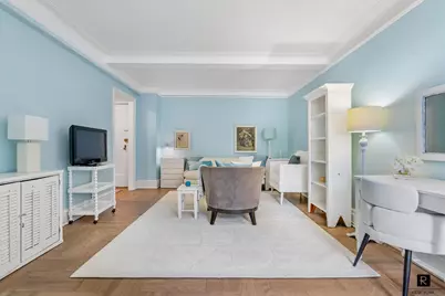 333 E 53rd Street #5-H, New York, NY 10022 - Photo 2