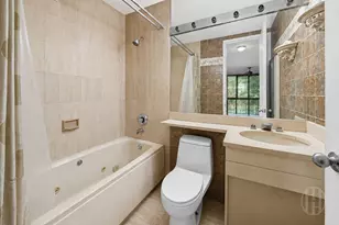 255 E 49th St, New York City, NY 10017 - Photo 14
