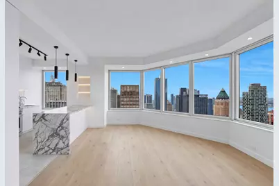 150 W 56th Street #6204, New York City, NY 10019 - Photo 1