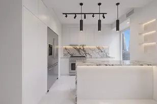 150 W 56th St, New York City, NY 10019 - Photo 2