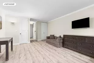 393 W 49th St, New York City, NY 10019 - Photo 2