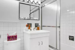 360 E 72nd St, New York City, NY 10021 - Photo 20