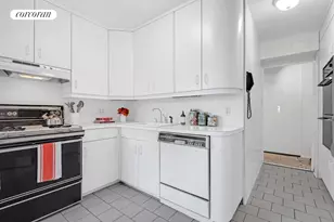 360 E 72nd St, New York City, NY 10021 - Photo 18