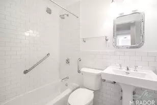 330 E 39th St, New York City, NY 10016 - Photo 8
