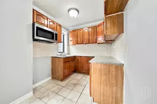 51-25 Van Kleeck St, New York City, NY 11373 - Photo 10