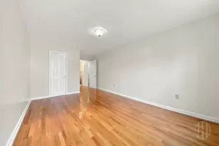 88-25 153rd St, Jamaica, NY 11432 - Photo 4