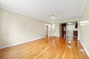 88-25 153rd St, New York City, NY 11432 - Photo 2