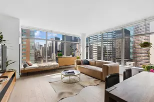 250 E 54th St, New York, NY 10022 - Photo 1