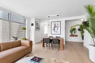 250 E 54th St, New York, NY 10022 - Photo 2