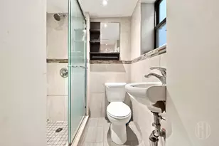 596 3rd Ave, New York, NY 10016 - Photo 8