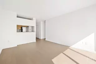 561 10th Ave, New York City, NY 10036 - Photo 4