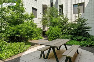450 Warren St, New York City, NY 11217 - Photo 16