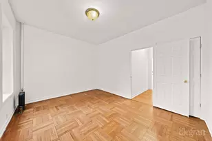 49 E 17th St, New York City, NY 11226 - Photo 4