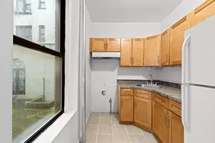 49 E 17th St, New York City, NY 11226 - Photo 6