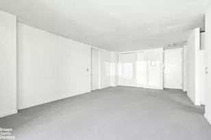 161 W 61st St, New York, NY 10023 - Photo 4