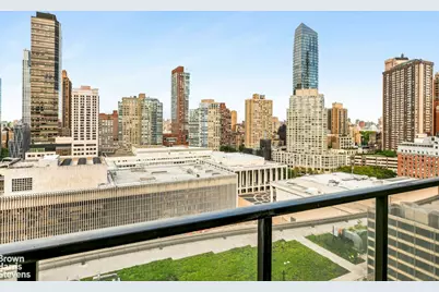 161 W 61st Street #22E, New York, NY 10023 - Photo 12