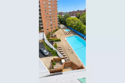 1055 E 34th Street, New York City, NY 11210 - Photo 18