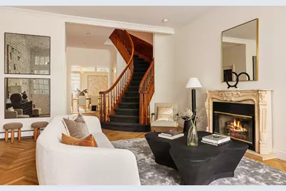 51 E 67th Street #TH, New York City, NY 10065 - Photo 2