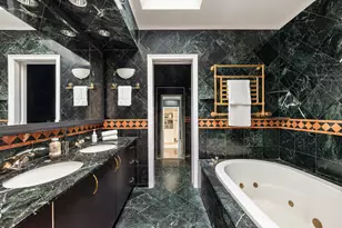 51 E 67th St, New York City, NY 10065 - Photo 18