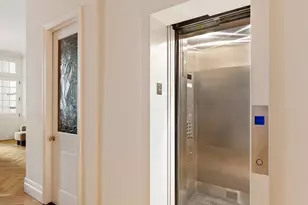 51 E 67th St, New York City, NY 10065 - Photo 14