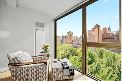 50 Gramercy Park N #12A, New York, NY 10010 - Photo 2