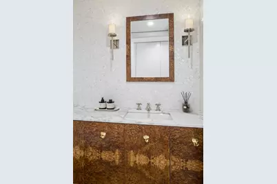 50 Gramercy Park N #12A, New York, NY 10010 - Photo 8