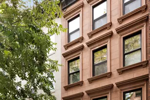 154 E 74th St, New York City, NY 10021 - Photo 2
