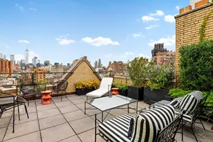 61 W 9th St, New York City, NY 10011 - Photo 2