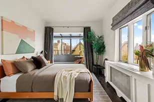 61 W 9th St, New York City, NY 10011 - Photo 4