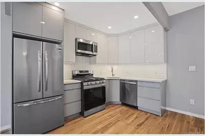 79-23 67th Drive, New York City, NY 11379 - Photo 22
