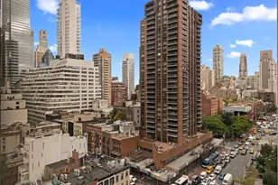 303 E 57th St, New York City, NY 10022 - Photo 10