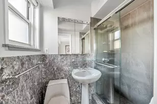 400 E 85th St, New York, NY 10028 - Photo 6