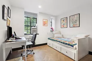25 Monroe Pl, New York City, NY 11201 - Photo 4