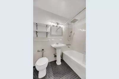 400 E 17th Street #702, New York City, NY 11226 - Photo 8