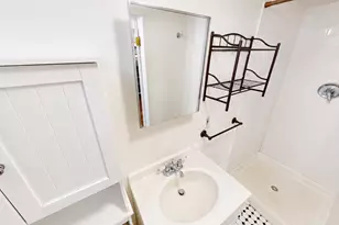 315 42nd St, New York City, NY 11232 - Photo 38