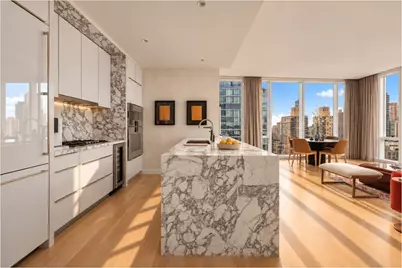 10 Riverside Boulevard #32D, New York, NY 10069 - Photo 4