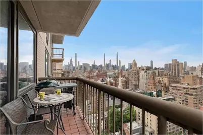 1438 3rd Avenue #24B, New York City, NY 10028 - Photo 2