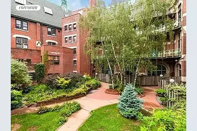 555 Washington Avenue #1L, New York City, NY 11238 - Photo 4